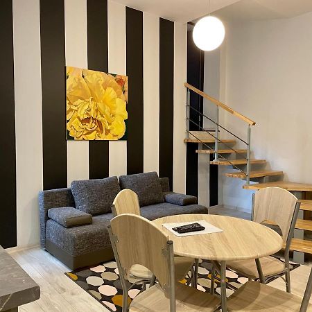 Апартаменты Modern-Style Flat 2 Рига Экстерьер фото